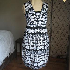 AVENUE black white floral sundress 14/16